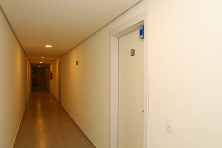 Apartamento à venda com 38m², 2 quartos e sem vagaÁrea comum - Saguão do andar