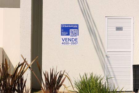 Apartamento à venda com 38m², 2 quartos e sem vagaPlaca GRANDE instalada na fachada do condomínio dia 09.07.2026 - Código da placa: UKLP-586