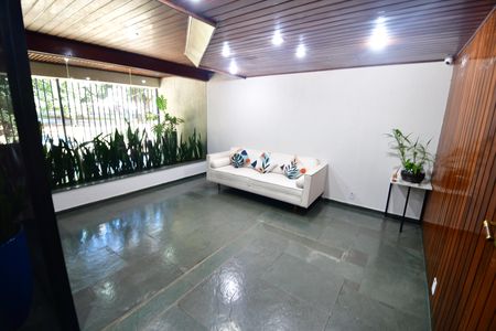Apartamento para alugar com 63m², 1 quarto e sem vagaHall social