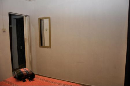 Casa à venda com 180m², 2 quartos e sem vaga Casa à venda com 180m², 2 quartos e sem vagaDetalhe - Quarto 01