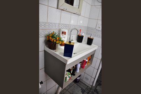 Casa à venda com 180m², 2 quartos e sem vaga Casa à venda com 180m², 2 quartos e sem vagaDetalhe - Banheiro Social