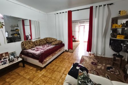 Casa à venda com 112m², 1 quarto e 4 vagas Casa à venda com 112m², 1 quarto e 4 vagasSala