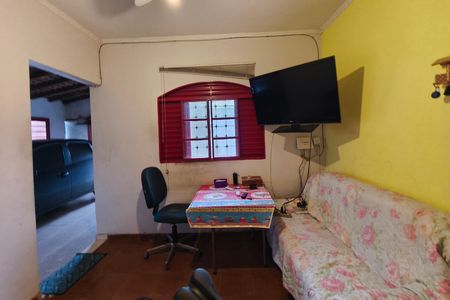 Casa à venda com 112m², 1 quarto e 4 vagas Casa à venda com 112m², 1 quarto e 4 vagasCasa 3 - Sala