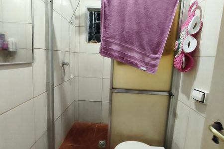 Casa à venda com 112m², 1 quarto e 4 vagas Casa à venda com 112m², 1 quarto e 4 vagasCasa 2 - Banheiro