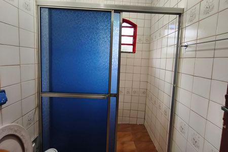 Casa à venda com 112m², 1 quarto e 4 vagas Casa à venda com 112m², 1 quarto e 4 vagasCasa 3 - Banheiro