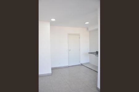 Apartamento para alugar com 43m², 2 quartos e sem vaga Apartamento para alugar com 43m², 2 quartos e sem vagaDetalhe - Sala