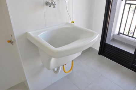 Apartamento para alugar com 43m², 2 quartos e sem vaga Apartamento para alugar com 43m², 2 quartos e sem vagaDetalhe - Área de Serviço
