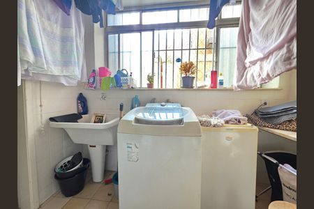 Área de Serviço  de apartamento à venda com 3 quartos, 120m² em Funcionários, Belo Horizonte