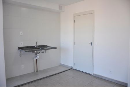 Apartamento para alugar com 43m², 2 quartos e sem vaga Apartamento para alugar com 43m², 2 quartos e sem vagaDetalhe - Cozinha Americana