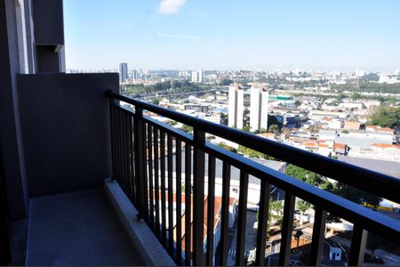 Apartamento para alugar com 43m², 2 quartos e sem vaga Apartamento para alugar com 43m², 2 quartos e sem vagaDetalhe - Varanda Sala
