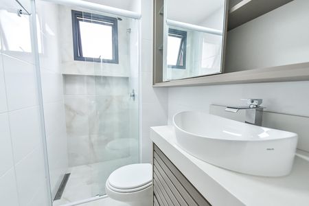 Banheiro de kitnet/studio para alugar com 1 quarto, 22m² em Vila Mariana, São Paulo