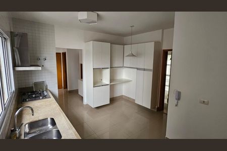 Apartamento para alugar com 182m², 4 quartos e 4 vagas Apartamento para alugar com 182m², 4 quartos e 4 vagasCozinha