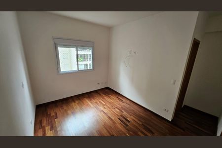 Apartamento para alugar com 182m², 4 quartos e 4 vagas Apartamento para alugar com 182m², 4 quartos e 4 vagasQuarto