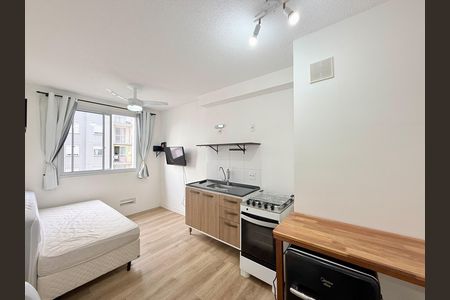 Sala  de apartamento para alugar com 1 quarto, 24m² em Santo Amaro, São Paulo