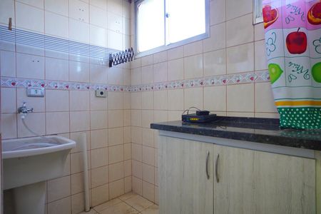 Apartamento para alugar com 70m², 2 quartos e 1 vagaÁrea  de serviço 