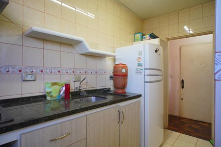 Apartamento para alugar com 70m², 2 quartos e 1 vagaCozinha 
