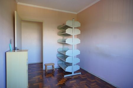 Quarto 1 de apartamento para alugar com 2 quartos, 70m² em Sarandi, Porto Alegre