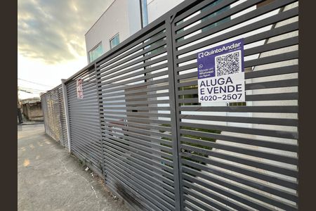 Casa à venda com 130m², 3 quartos e 2 vagas