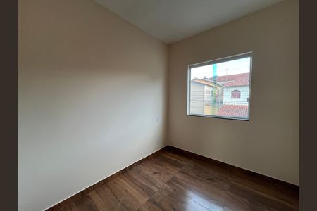 Casa à venda com 3 quartos, 130m² em Copacabana, Belo Horizonte