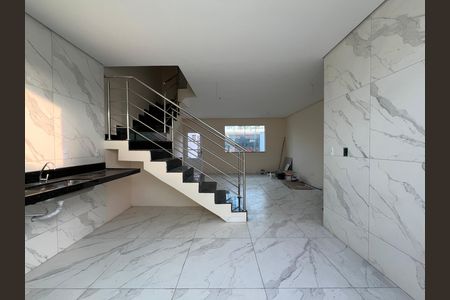 Casa à venda com 130m², 3 quartos e 2 vagas