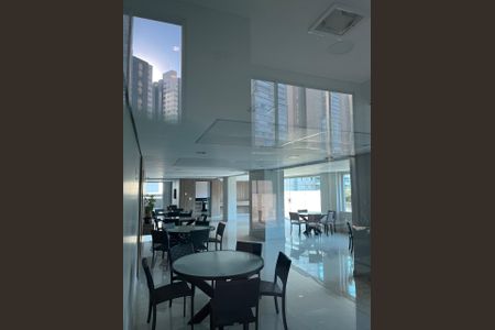 Apartamento à venda com 73m², 2 quartos e 2 vagas Apartamento à venda com 73m², 2 quartos e 2 vagasÁrea comum - Salão de festas