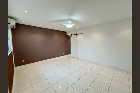 Casa para alugar com 195m², 4 quartos e 1 vagaQuarto 4 - Suíte