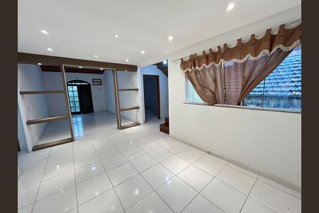 Sala 2 de casa para alugar com 4 quartos, 195m² em Honório Gurgel, Rio de Janeiro