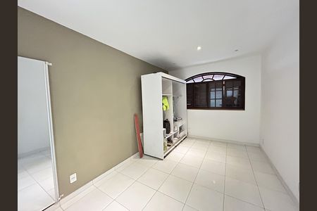 Casa para alugar com 195m², 4 quartos e 1 vagaQuarto 3 - Suíte
