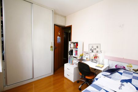 Apartamento para alugar com 70m², 3 quartos e 1 vagaQuarto 2
