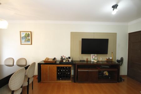 Apartamento para alugar com 70m², 3 quartos e 1 vagaSala