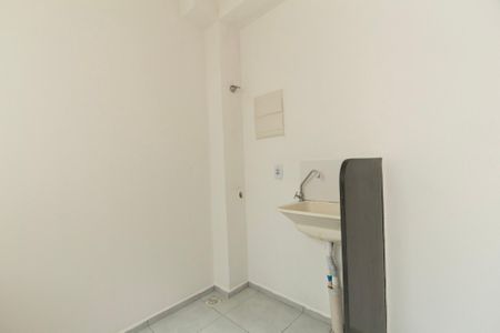 Apartamento para alugar com 42m², 2 quartos e 1 vaga Apartamento para alugar com 42m², 2 quartos e 1 vagaÁrea de Serviço