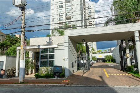 Apartamento para alugar com 96m², 3 quartos e 2 vagas Apartamento para alugar com 96m², 3 quartos e 2 vagasFachada