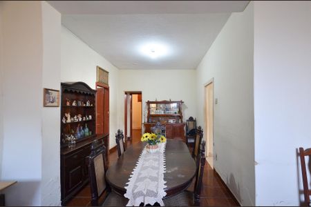 Casa à venda com 450m², 3 quartos e 6 vagasSala de Jantar