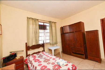 Casa à venda com 450m², 3 quartos e 6 vagasQuarto 1