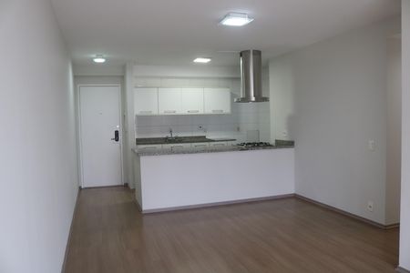 Apartamento para alugar com 77m², 3 quartos e 2 vagasSala