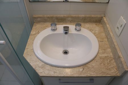 Apartamento para alugar com 77m², 3 quartos e 2 vagasBanheiro 1