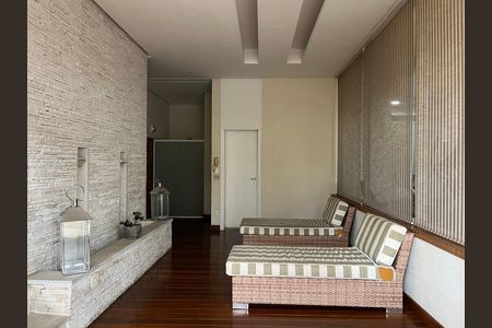 Apartamento para alugar com 77m², 3 quartos e 2 vagas Apartamento para alugar com 77m², 3 quartos e 2 vagasSaúna
