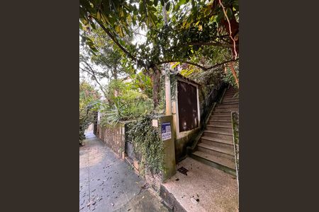 Apartamento para alugar com 104m², 2 quartos e sem vaga Apartamento para alugar com 104m², 2 quartos e sem vagaPlaca
