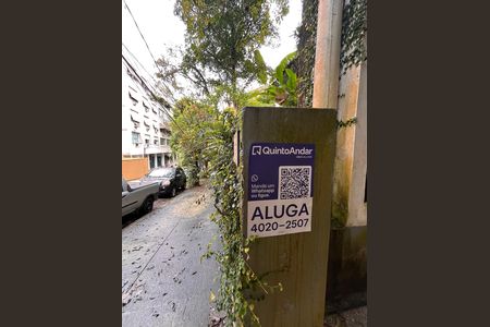 Apartamento para alugar com 104m², 2 quartos e sem vaga Apartamento para alugar com 104m², 2 quartos e sem vagaPlaca