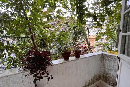 Apartamento para alugar com 104m², 2 quartos e sem vaga Apartamento para alugar com 104m², 2 quartos e sem vagaVaranda da suíte