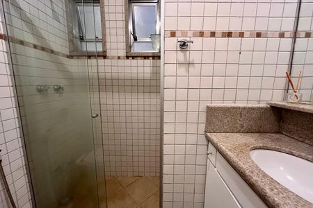 Apartamento para alugar com 104m², 2 quartos e sem vaga Apartamento para alugar com 104m², 2 quartos e sem vagaBanheiro social
