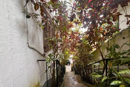 Apartamento para alugar com 104m², 2 quartos e sem vaga Apartamento para alugar com 104m², 2 quartos e sem vagaFachada