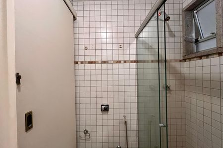 Apartamento para alugar com 104m², 2 quartos e sem vaga Apartamento para alugar com 104m², 2 quartos e sem vagaBanheiro social
