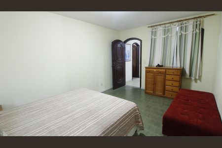 Casa de condomínio para alugar com 220m², 4 quartos e 2 vagasSuíte 3