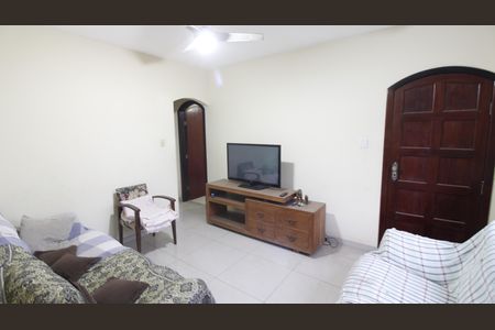 Casa de condomínio para alugar com 220m², 4 quartos e 2 vagasSala 1