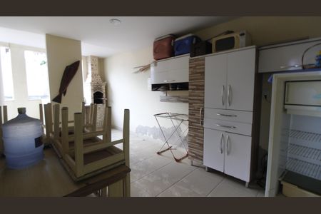 Casa de condomínio para alugar com 220m², 4 quartos e 2 vagasÁrea de Serviço