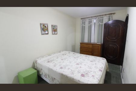 Casa de condomínio para alugar com 220m², 4 quartos e 2 vagasSuíte 2