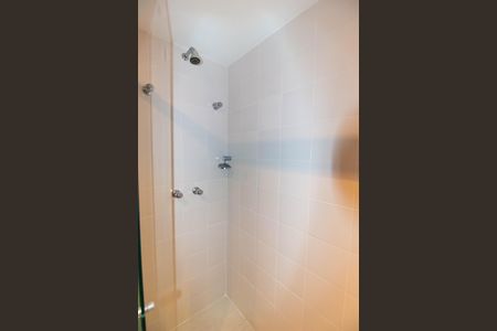 Apartamento à venda com 190m², 4 quartos e 2 vagas Apartamento à venda com 190m², 4 quartos e 2 vagasBanheiro da Suíte 4