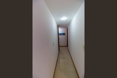 Apartamento à venda com 190m², 4 quartos e 2 vagas Apartamento à venda com 190m², 4 quartos e 2 vagasCorredor