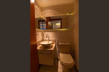 Lavabo de apartamento à venda com 4 quartos, 190m² em Icaraí, Niterói